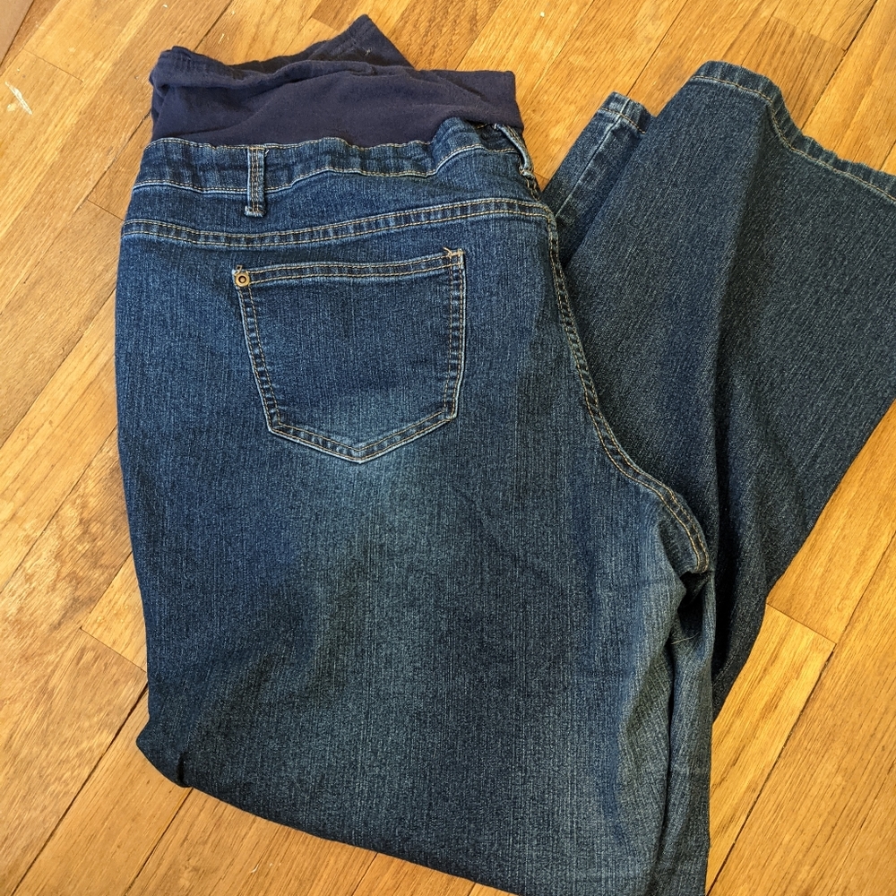 Plus size maternity jeans